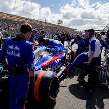 MELBOURNE, AUSTRALIA - MARCH 25:  Brendon Hartley of Scuderia Toro Rosso and New Zealand during the Australian Formula One Grand Prix at Albert Park on March 25, 2018 in Melbourne, Australia.  (Photo by Peter Fox/Getty Images) // Getty Images / Red Bull Content Pool  // AP-1V5GDF9511W11 // Usage for editorial use only // Please go to www.redbullcontentpool.com for further information. //